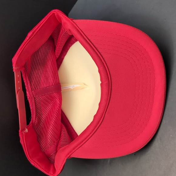 VTG Wet Willies 24 Hour Truck Wash-Diesel-Fuel Red/White Trucker Hat. - Picture 6 of 7